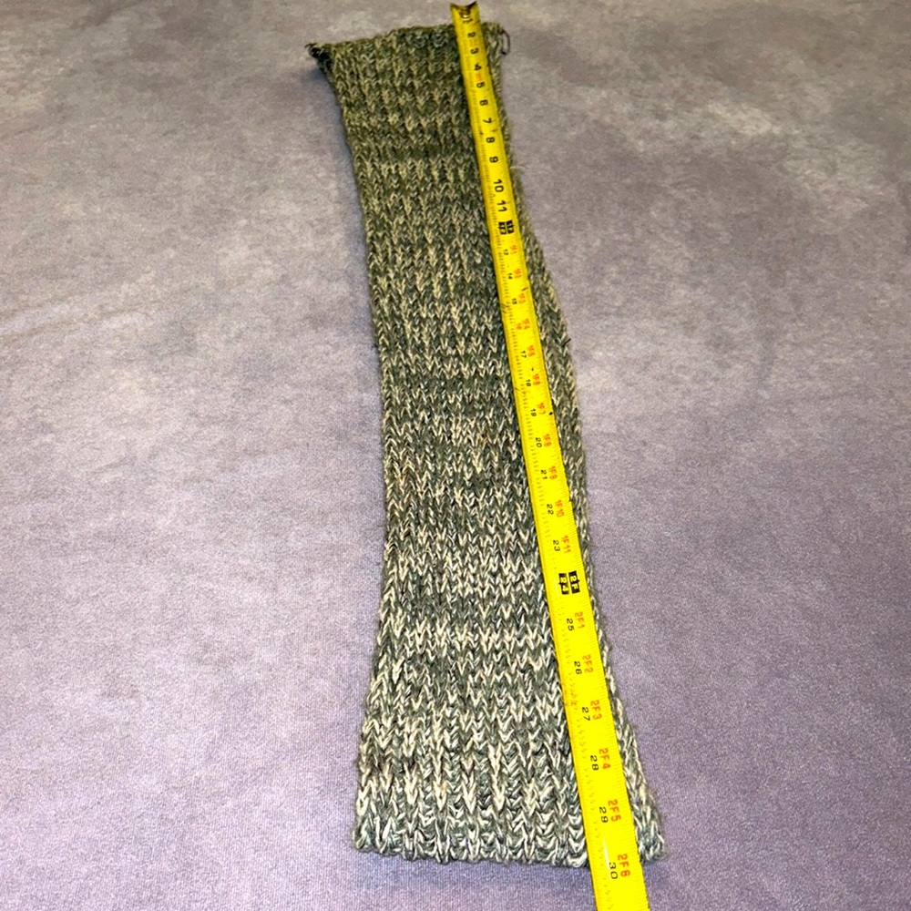 Knit Infinity Scarf - Picture 4 of 5